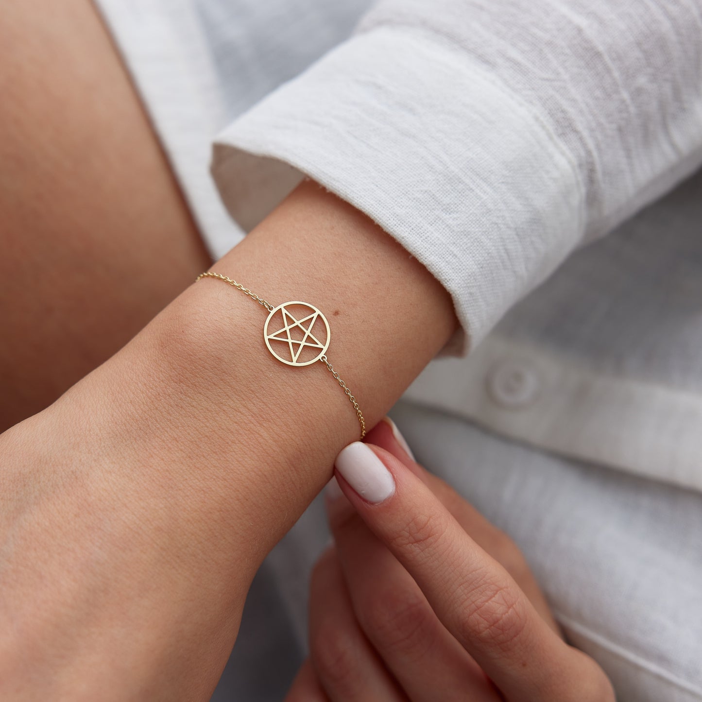 14k Gold Pentagram Bracelet