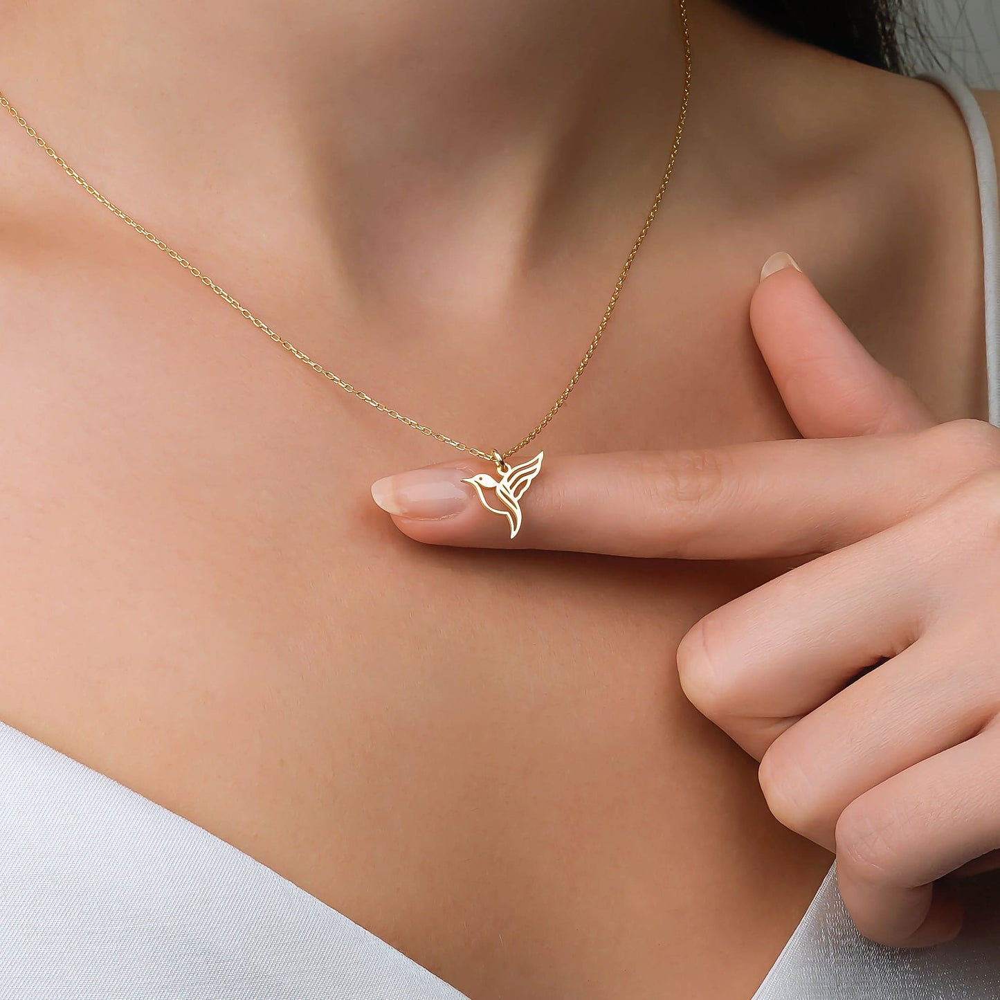 Elegant hummingbird jewelry for women