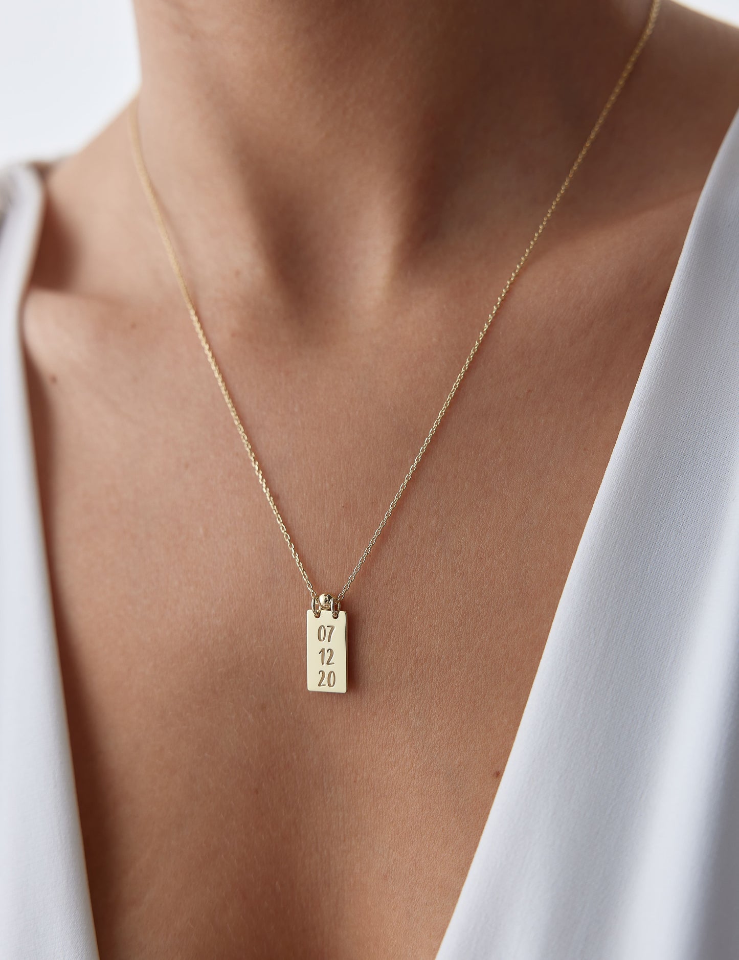 Evermark Personalized Date Necklace – Gold Vermeil on Sterling Silver