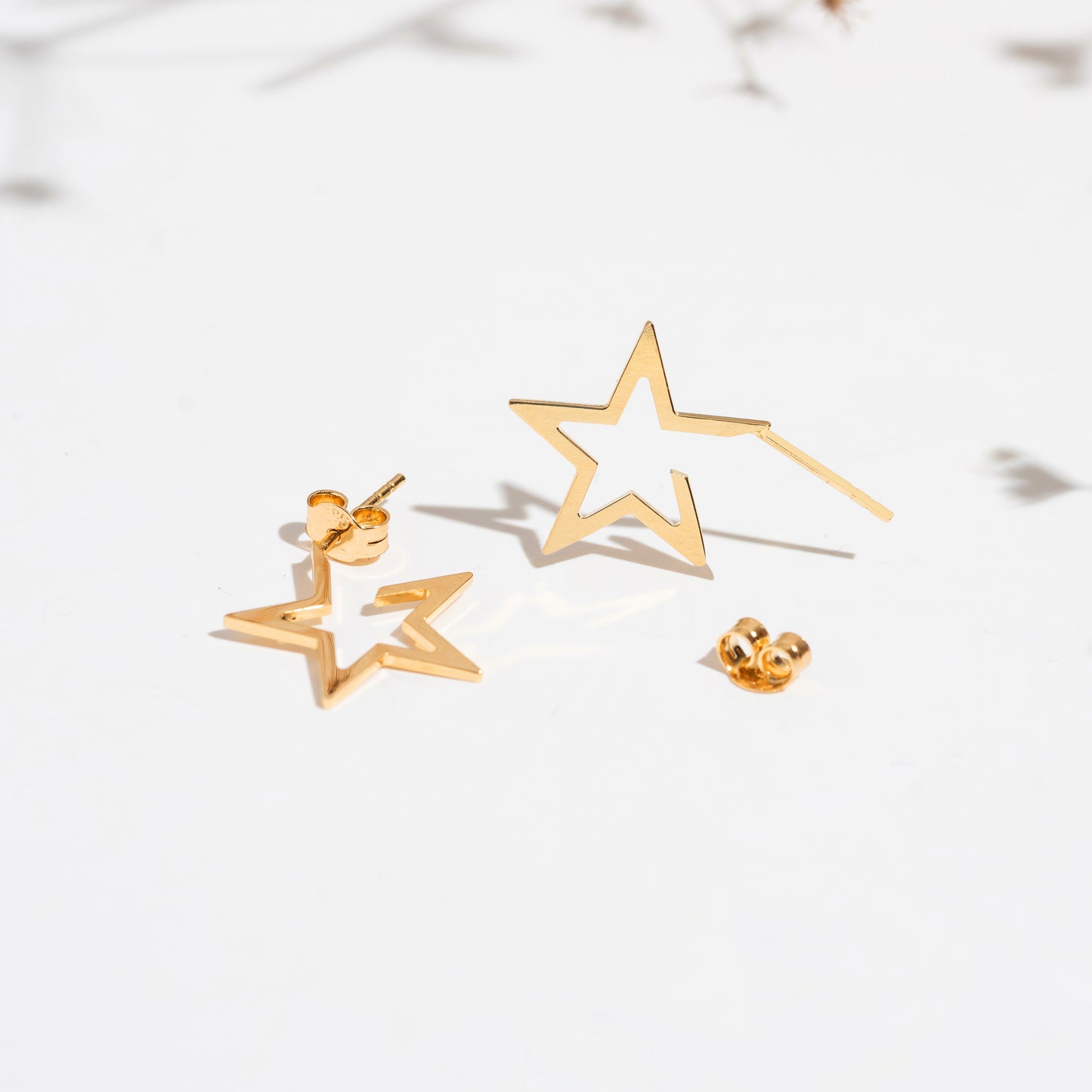 14k Gold Star Stud Earrings