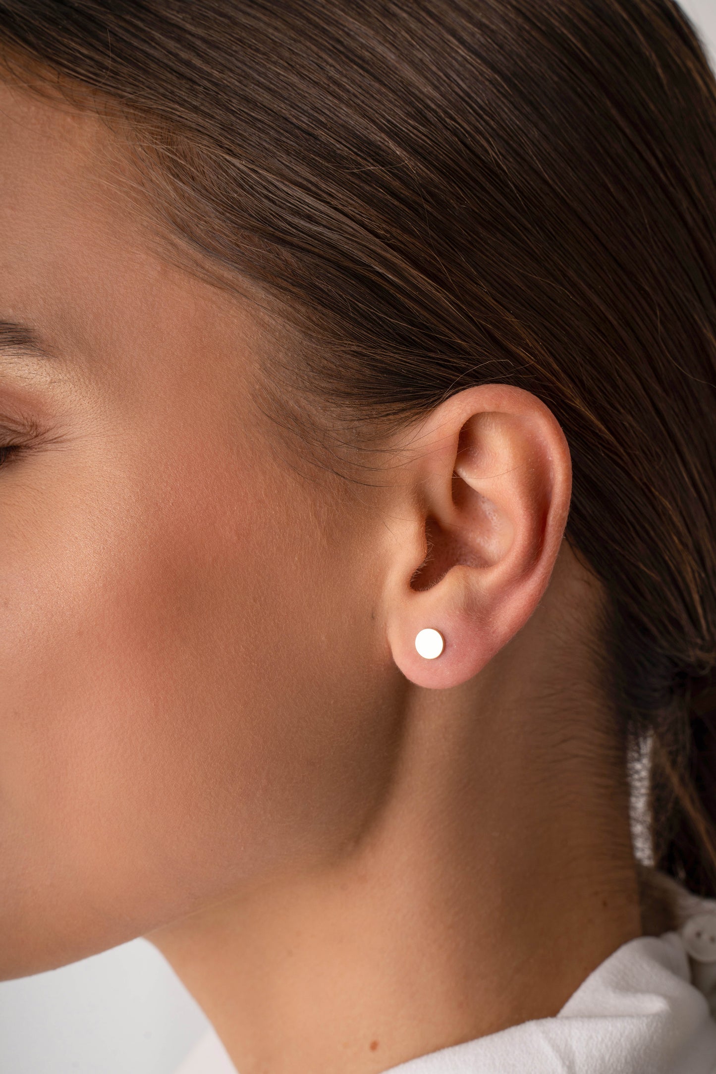 14k Gold Circle Stud Earrings