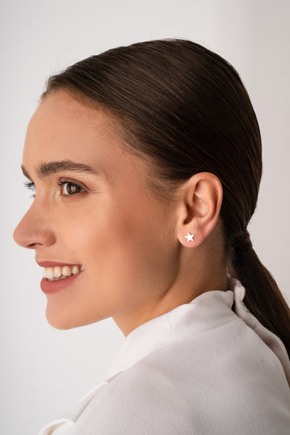 14k Gold Star Stud Earrings