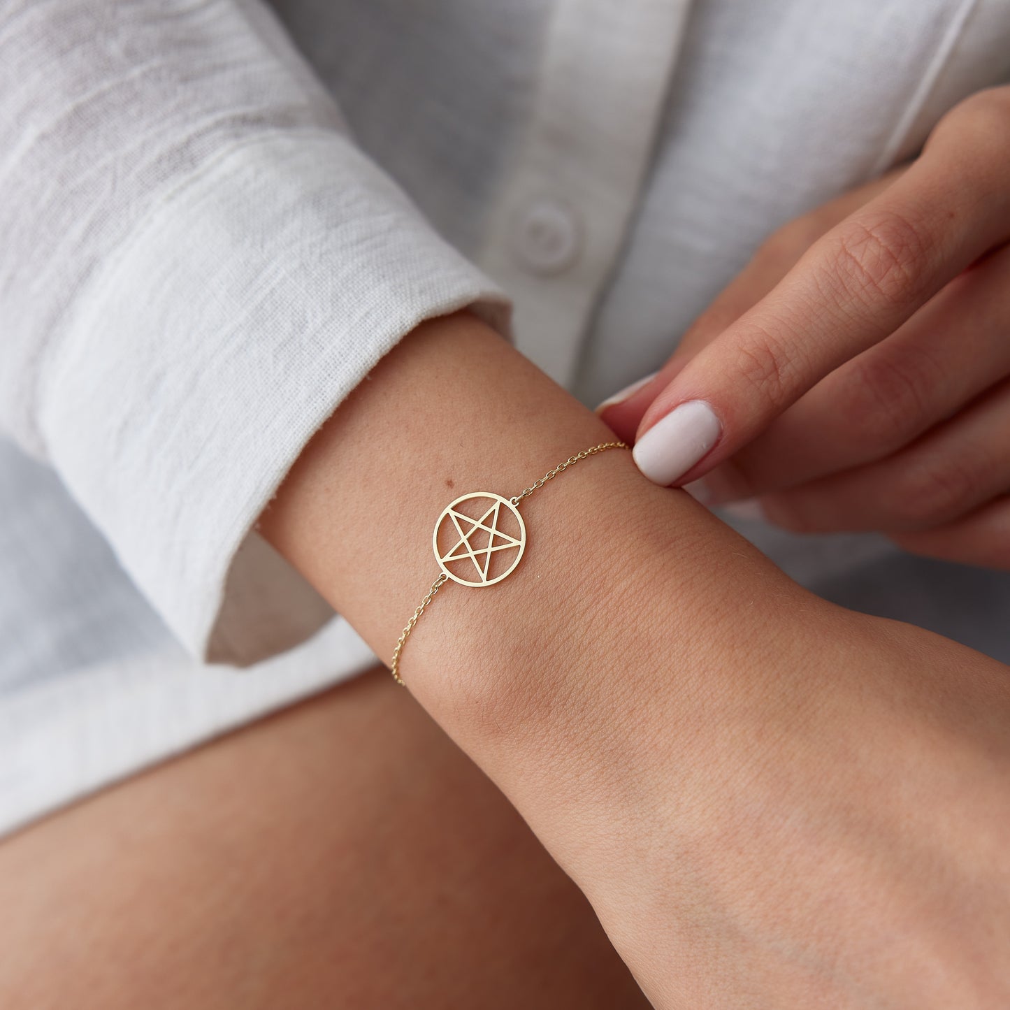 14k Gold Pentagram Bracelet