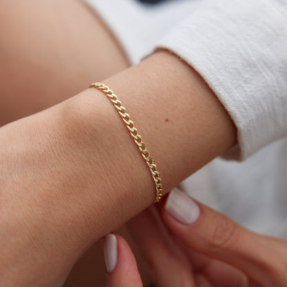 Curb Chain Bracelet