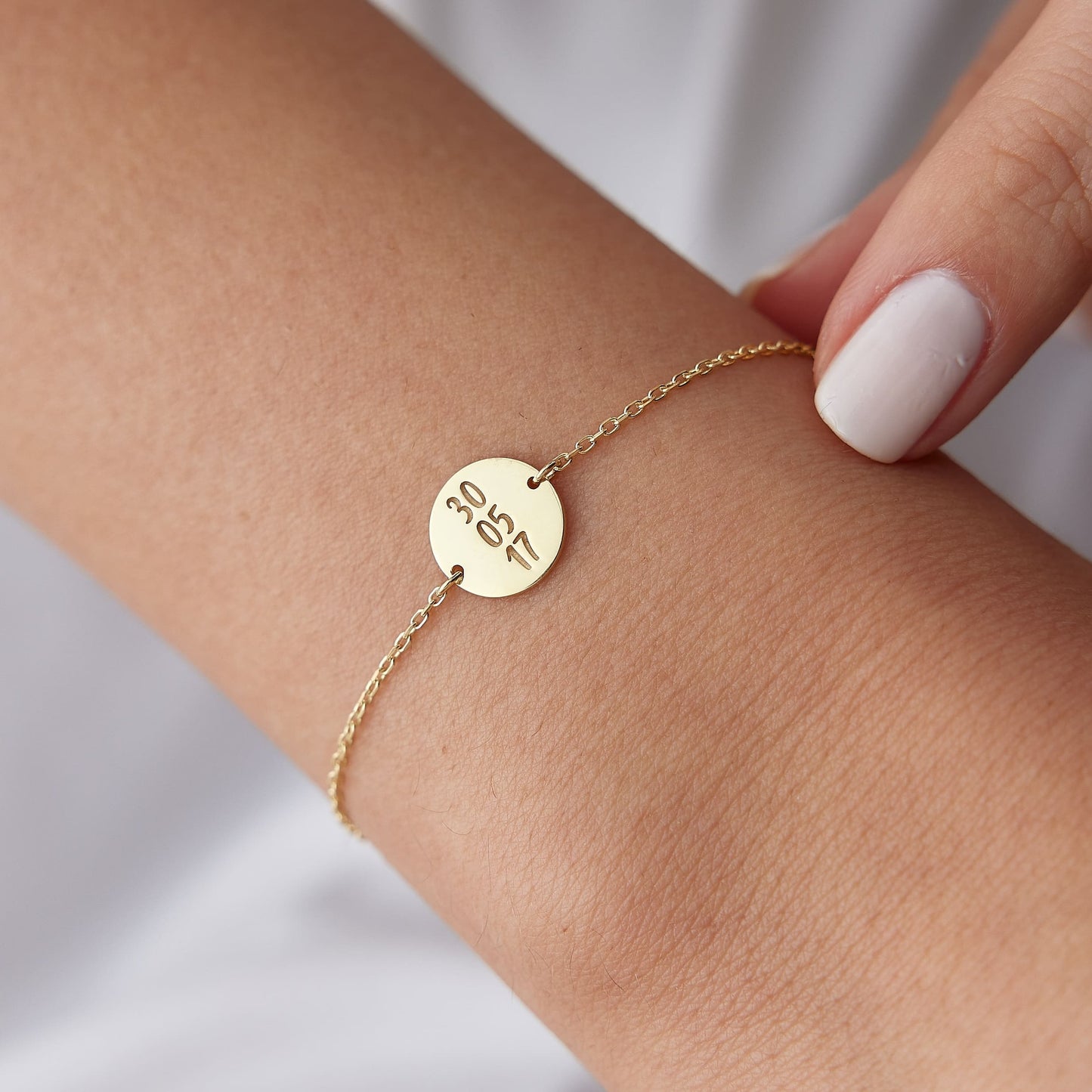 meaningful jewelry gift anniversary